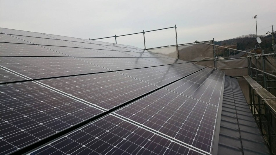 福山市沖野上町　片流れ屋根に１０．２９Ｋｗｈの太陽光発電設備の設置工事！