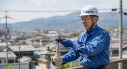 2026年版！工場の電気代を劇的に下げる太陽光発電の導入術