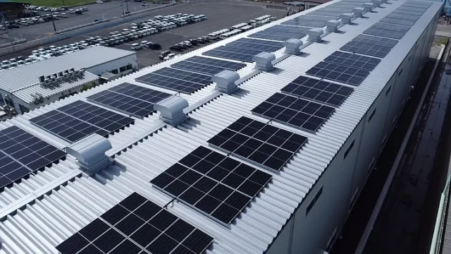 企業様の自家消費型の☀️
太陽光発電システムの工事を行なっています。
暑い中安全に工事を進めてくれた
スタッフ、協力業者の皆様ありがとうございます🙇
企業が使用する電力は、膨大な量です。
太陽光発電などを活用して
一部でもクリーンエネルギー化をして頂くだけでも
環境に対して、大きな効果をもたらします。
☀️太陽光発電システム🔋蓄電池の事なら
#エムケイソルテック にお任せ下さい🫡
全国対応してます。
#一緒に頑張ってくれる仲間を募集中 です。
#電気工事士 #電気施工管理技士 の方優遇いたします😊
当社#エムケイソルテック は
二酸化炭素排出削減に対する具体的な低減目標を計画し
国際イニシアチブとなる
#SBT (Science Based Targets)を取得しています。 
本サイトに掲載されている全ての画像・文章・デザインの
著作権は株式会社エムケイソルテックに帰属します。
無断使用・転載を禁じます。
#mksoltec
#エムケイソルテック
#mkソルテック
#電気工事士
#電気施工管理技士
#福山市求人
#福山市太陽光会社
#電気工事士募集中
#ニッチな仕事
#一緒に働きませんか
#南瓦工房
#minamikawara
#ソーラーカーポート
#再生可能エネルギー
#太陽光発電システム 
#太陽光発電工事
#太陽光発電 
#太陽光パネル 
#自家消費型太陽光発電
#広島県太陽光発電工事
#岡山県太陽光発電工事
#使用前自己確認
#負荷遮断試験
#耐圧試験
#sbt
#ScienceBasedTarget